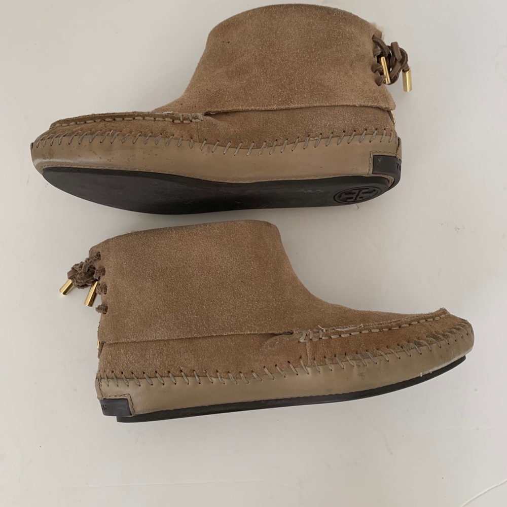 Tory Burch suede mocassin booties size 7. - Picture 9 of 14